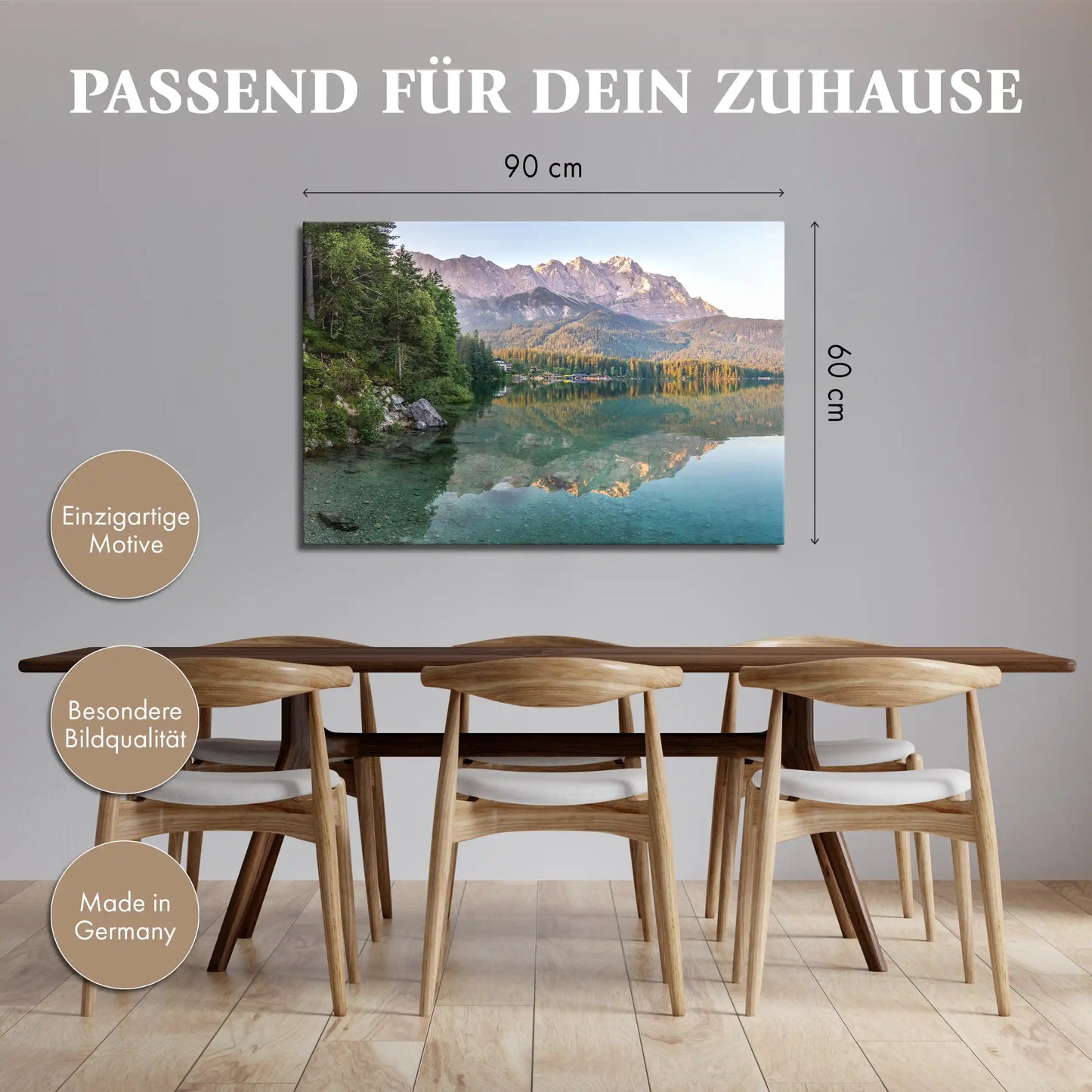 Leinwandbild alpine Berge vor einem stillen Bergsee bei Sonnenaufgang