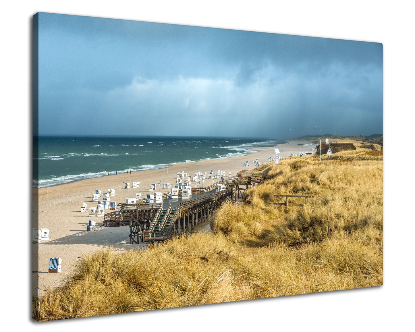 Leinwandbild Dünenstrand an der Nordsee mit Strandkörben
