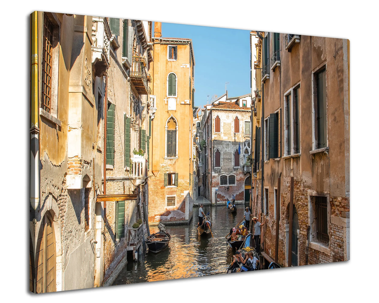 Leinwandbild mit Gondeln auf dem Wasser in Venedig bei Abendlicht