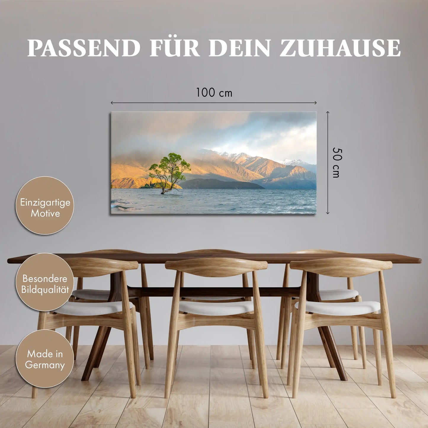 Leinwandbild - Einsamer Baum im Bergsee