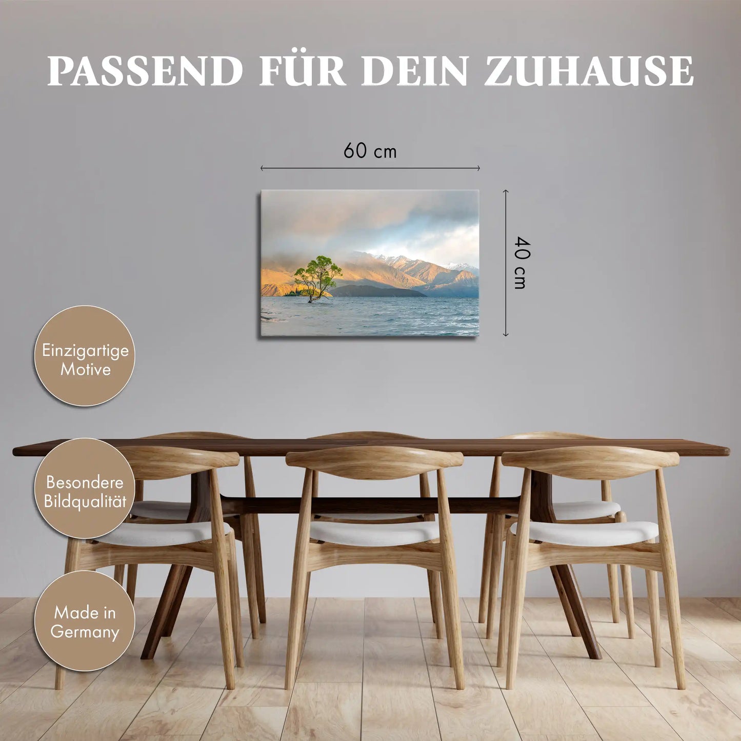 Leinwandbild - Einsamer Baum im Bergsee