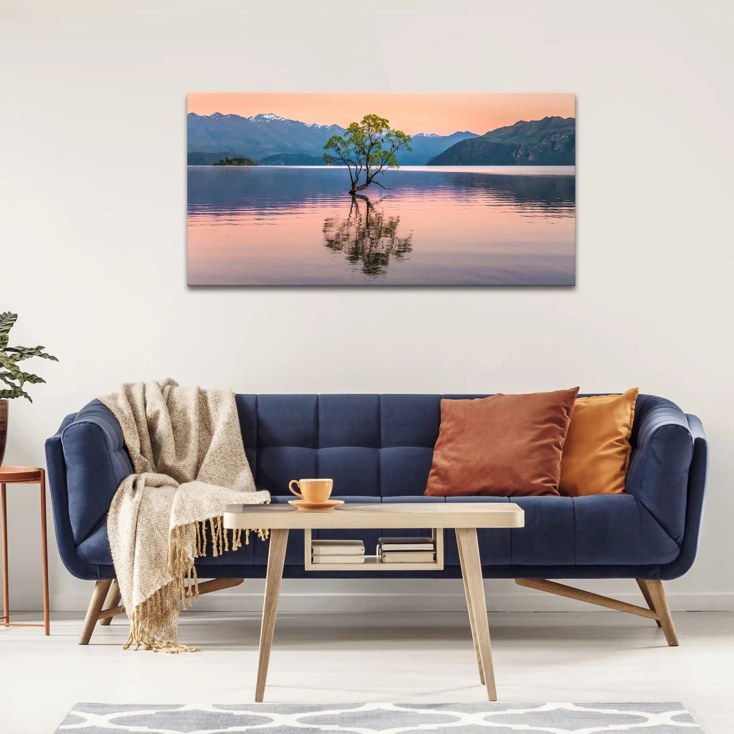 Leinwandbild mit dem Wanaka Tree im stillen Bergsee bei Sonnenaufgang