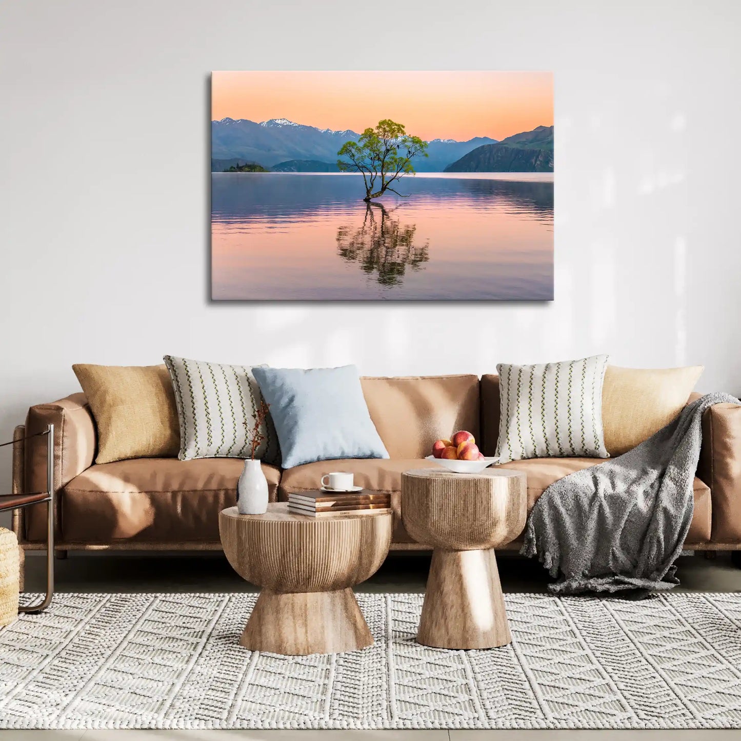 Leinwandbild mit dem Wanaka Tree im stillen Bergsee bei Sonnenaufgang