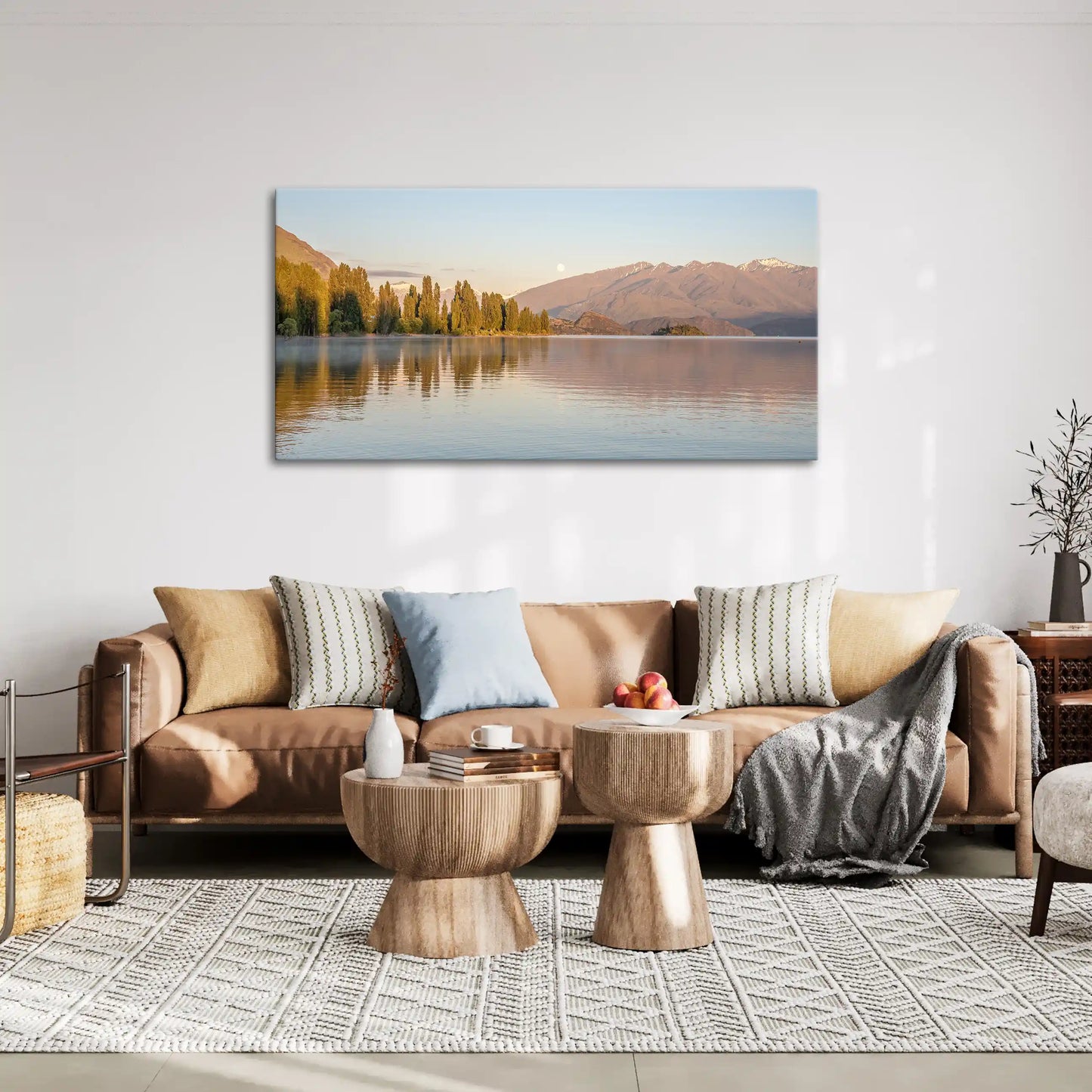 Leinwandbild mit Bergsee in Neuseeland bei Sonnenaufgang und Spiegelung im Wasser