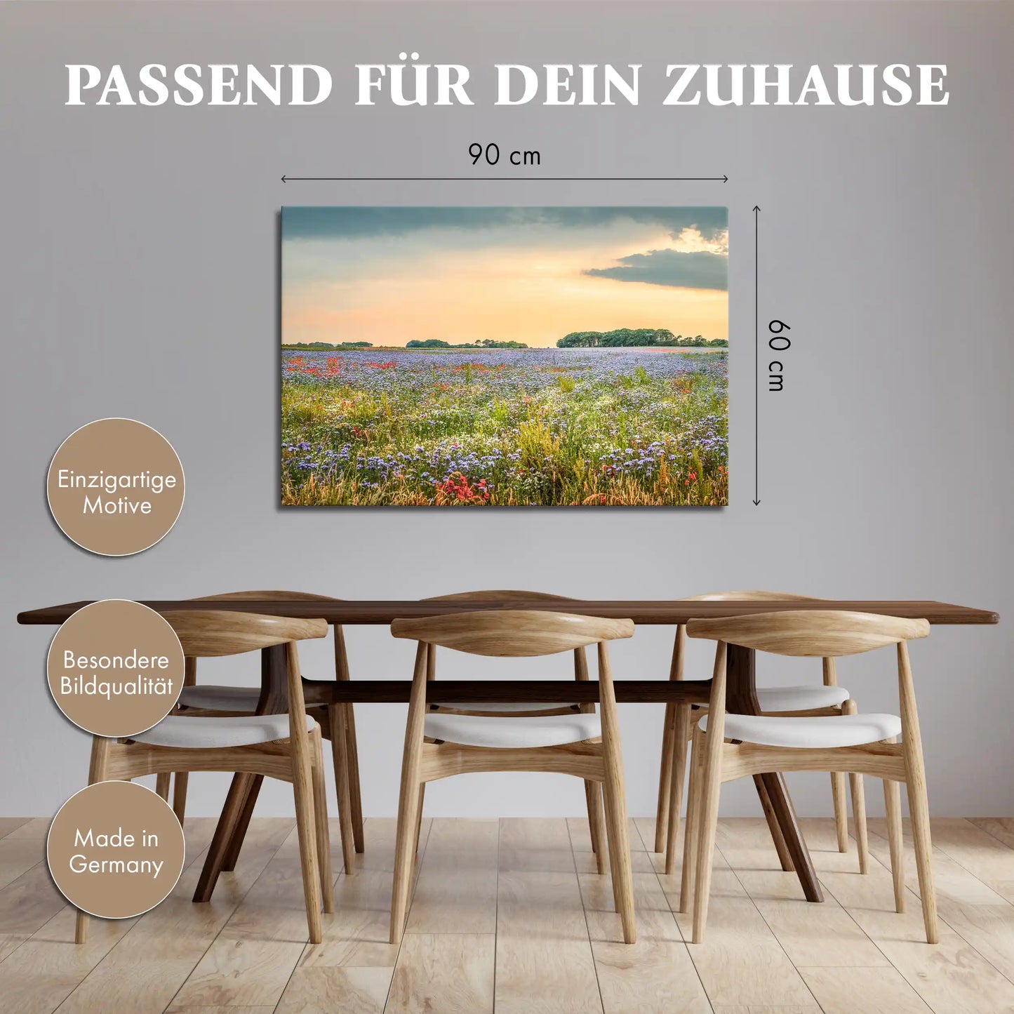 Leinwandbild einer bunten Blumen Wiese im Sonnenuntergang