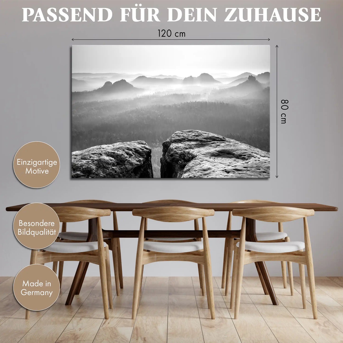 Leinwandbild Nebel und Felsen im Elbsandsteingebirge in schwarz weiß