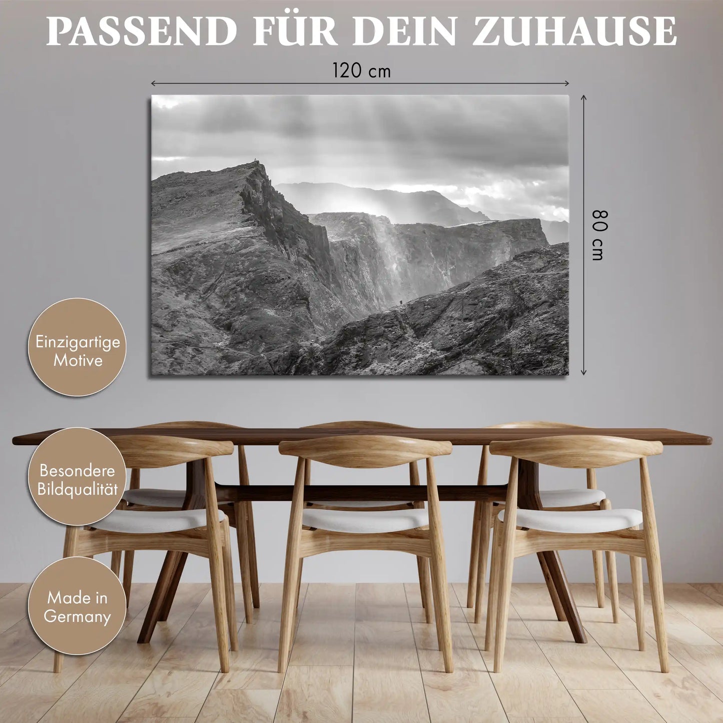Leinwandbild Felsenlandschaft und Berge auf Maderia in schwarz weiß