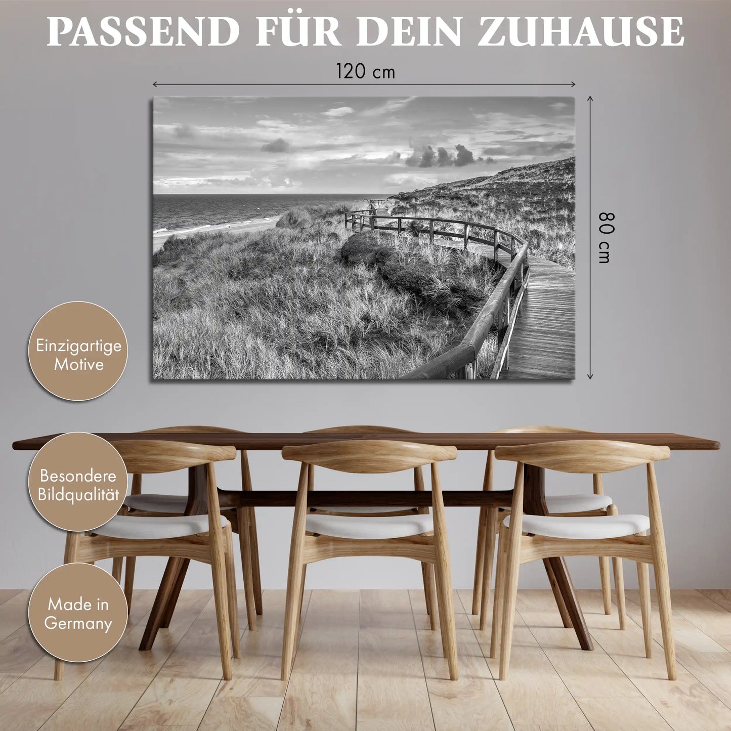 Leinwandbild Holzsteg in Düne an der Nordsee in schwarz weiß
