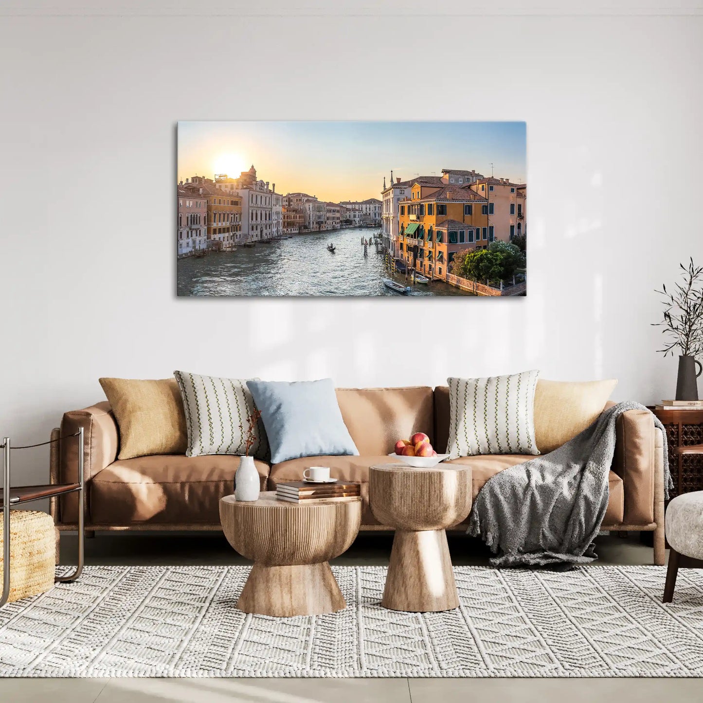 Leinwandbild Sonnenuntergang in Venedig am Kanal mit Altstadt