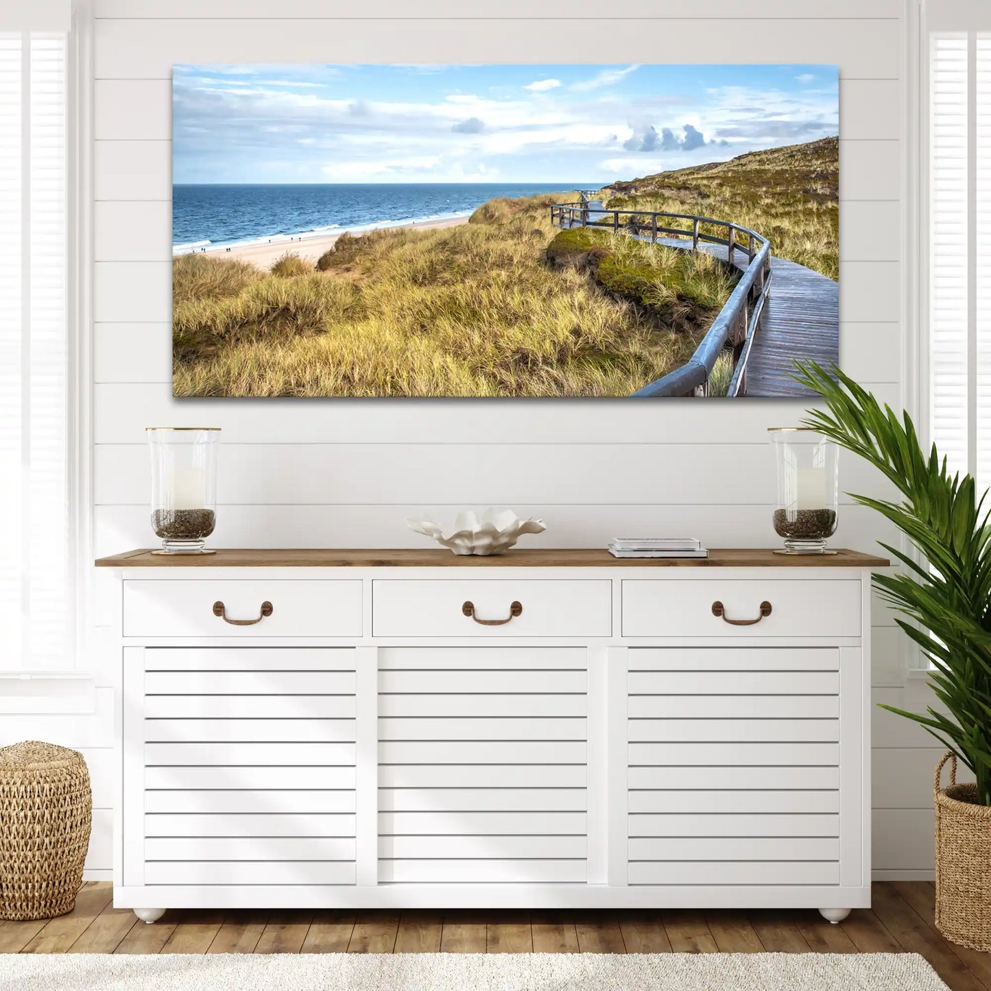 Wandbild Düne im mit Holzsteg am Meer an der Nordsee über Kommode in Wohnzimmer