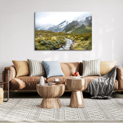 Leinwandbild mit klarem Fluss in den Bergen von Neuseeland