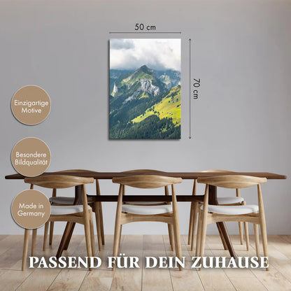 Leinwandbild - Malerisches Bergpanorama