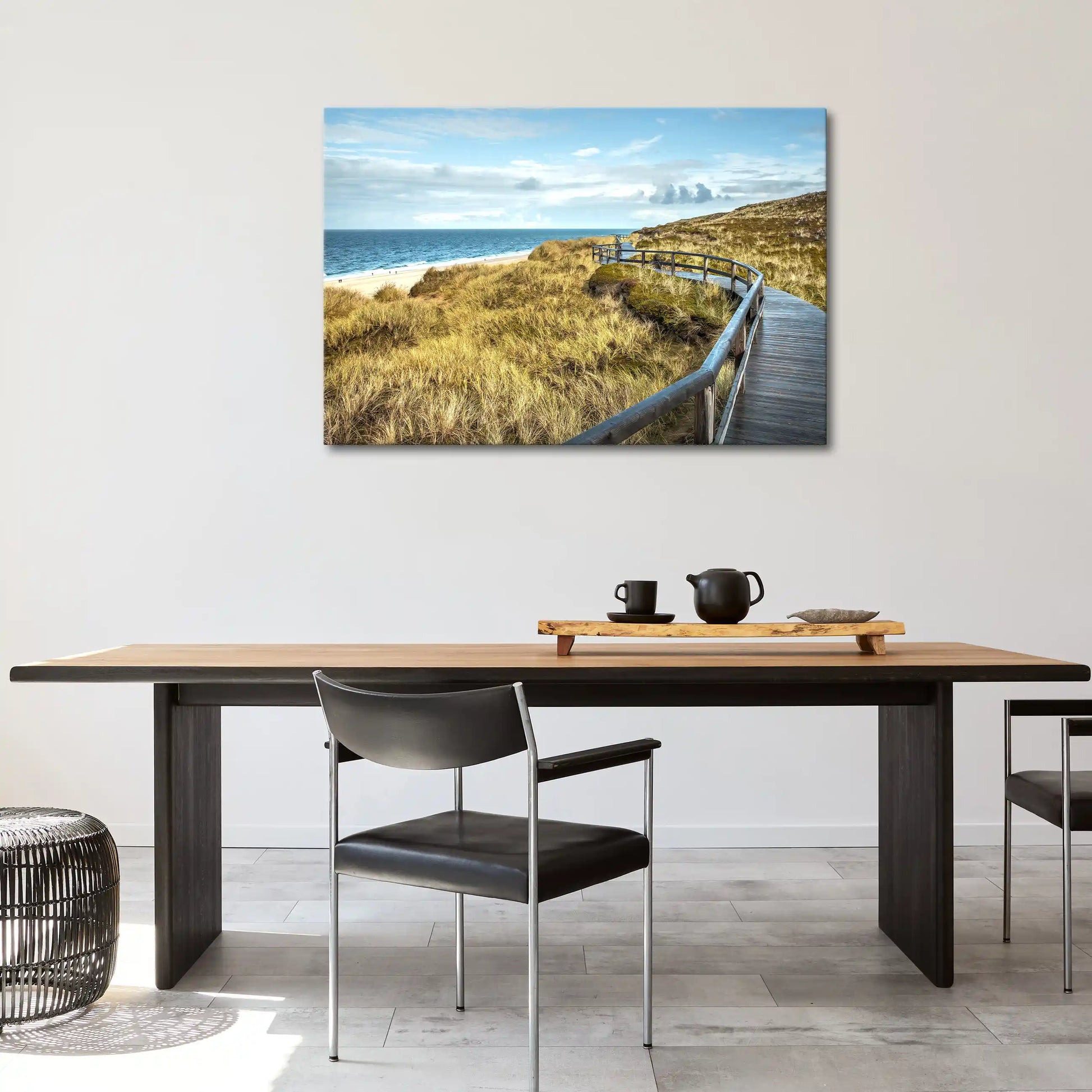 Leinwandbild Düne im mit Holzsteg am Meer an der Nordsee